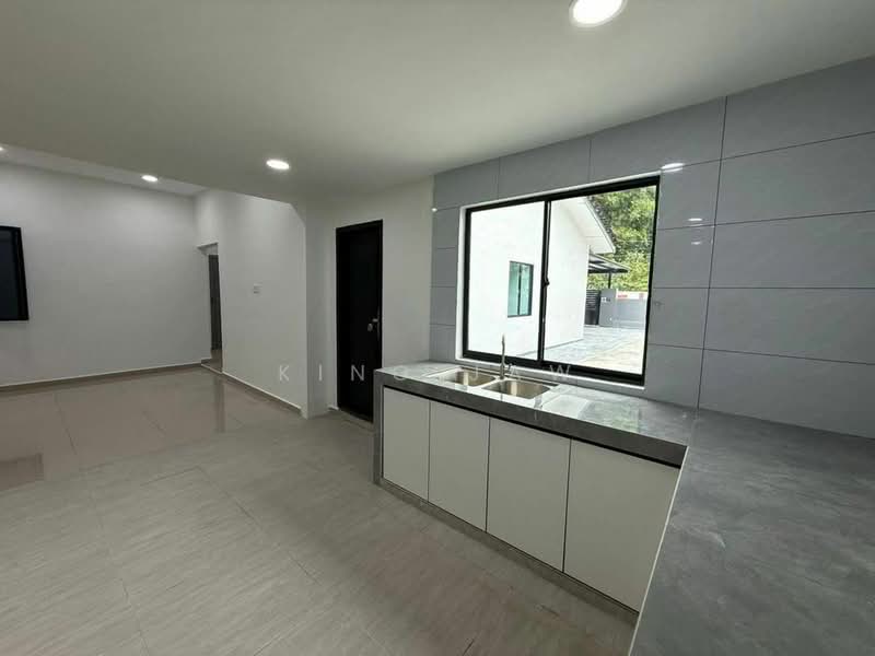 Rumah Berkembar untuk Dijual di Taman Bunga Ros (Tebrau) - Kino Jaw - PropertyGuru.com.my