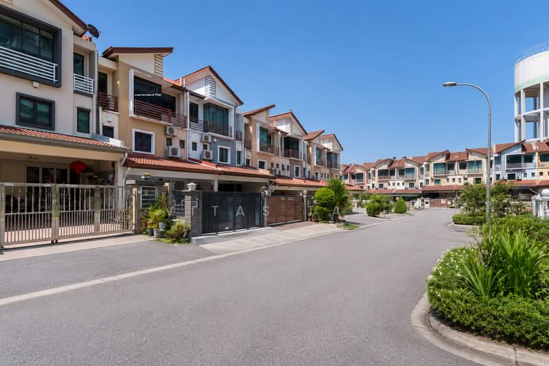 Rumah Teres 3 Tingkat untuk Dijual di Balakong (Selangor) - Vitas Tan - Exterior - PropertyGuru.com.my