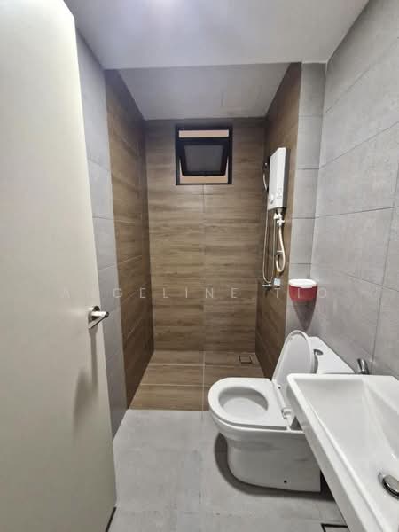Servis Apartment untuk Dijual di Vivo Executive Apartment - Angeline Tio - Bathroom - PropertyGuru.com.my