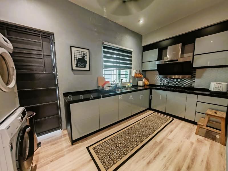 Rumah Teres 2 Tingkat untuk Dijual di Kajang (Selangor) - Iqbal Rafei - Kitchen - PropertyGuru.com.my