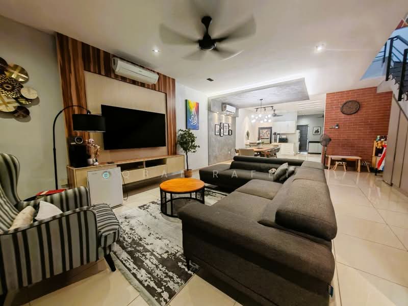 Rumah Teres 2 Tingkat untuk Dijual di Kajang (Selangor) - Iqbal Rafei - Living Room - PropertyGuru.com.my