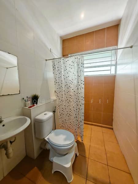 Rumah Teres 2 Tingkat untuk Dijual di Kajang (Selangor) - Iqbal Rafei - Bathroom - PropertyGuru.com.my