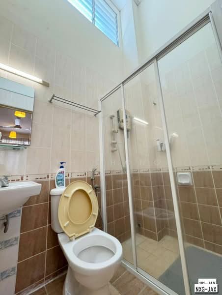 Rumah Kluster untuk Dijual di Setia Damai (Setia Alam) - KH Chong - Bathroom - PropertyGuru.com.my