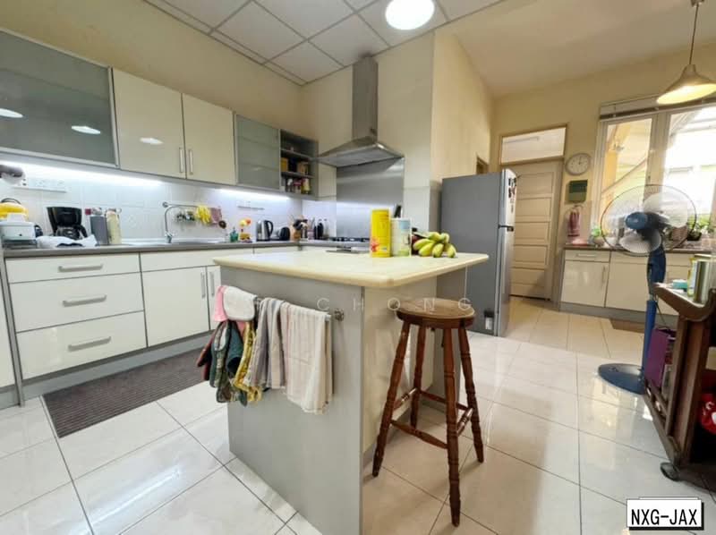 Rumah Kluster untuk Dijual di Setia Damai (Setia Alam) - KH Chong - Kitchen - PropertyGuru.com.my