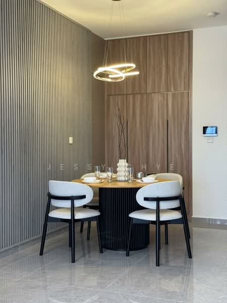 Servis Apartment untuk Disewa di Agile Bukit Bintang - Jessy Chye - Dining Room - PropertyGuru.com.my