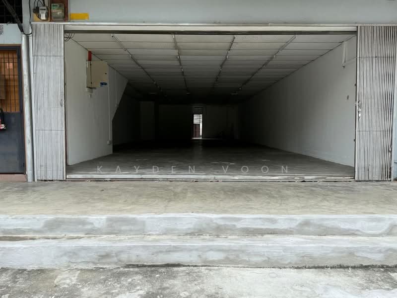 Shop for Rent in Taman Molek (Johor Bahru) - Kayden Voon - Exterior - PropertyGuru.com.my