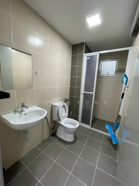 Servis Apartment untuk Disewa di Serviced Residence @ Razak City Residences (RC Residences) - Leon Leong - Bathroom - PropertyGuru.com.my
