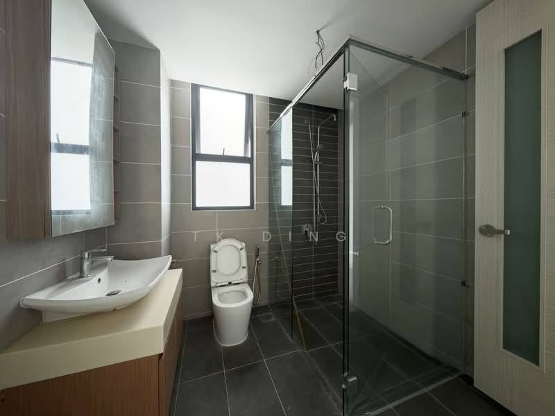 Servis Apartment untuk Dijual di The M @ Medini Macrolink - TK Ding - Bathroom - PropertyGuru.com.my