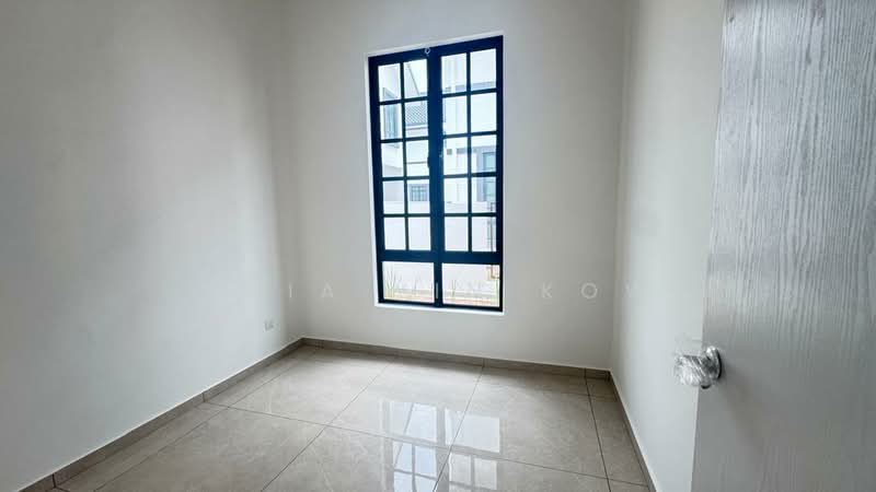 Rumah Banglo untuk Dijual di Taman Parkland (Kluang) - Chia Yin Kow - PropertyGuru.com.my