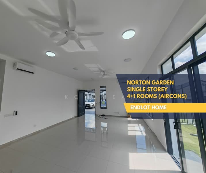 Rumah Teres 1 Tingkat untuk Disewa di Kuala Selangor (Selangor) - KC Cheah - Living Room - PropertyGuru.com.my