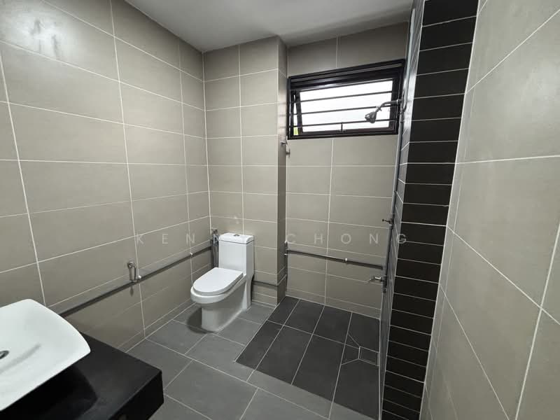 Terraced House for Rent in Shah Alam (Selangor) - Kenny Chong - Bathroom - PropertyGuru.com.my
