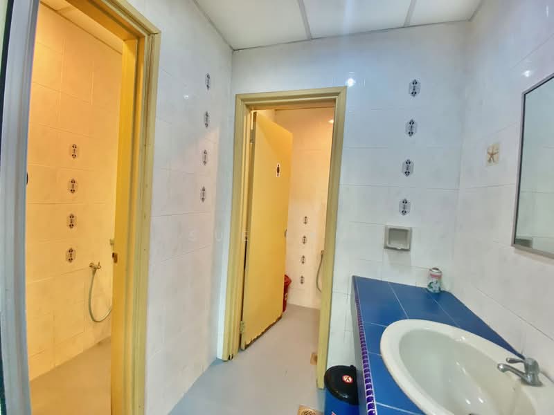 Pejabat untuk Disewa di Damansara Intan (Petaling Jaya) - Sue Lam - Bathroom - PropertyGuru.com.my