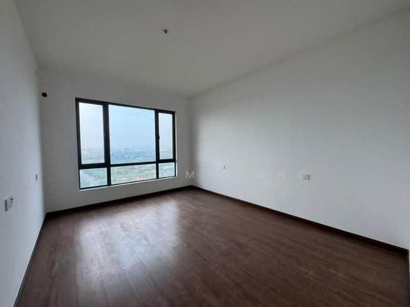 Servis Apartment untuk Dijual di Country Garden Central Park - Benjamin Ong - View - PropertyGuru.com.my