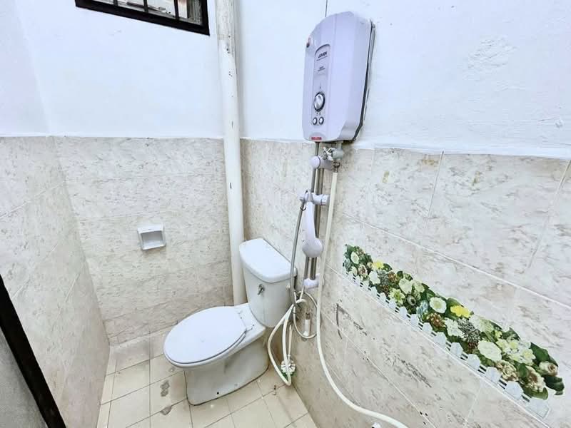 Rumah Teres 2 Tingkat untuk Dijual di Taman Nusa Indah (Iskandar Puteri (Nusajaya)) - Karl Lim - Bathroom - PropertyGuru.com.my