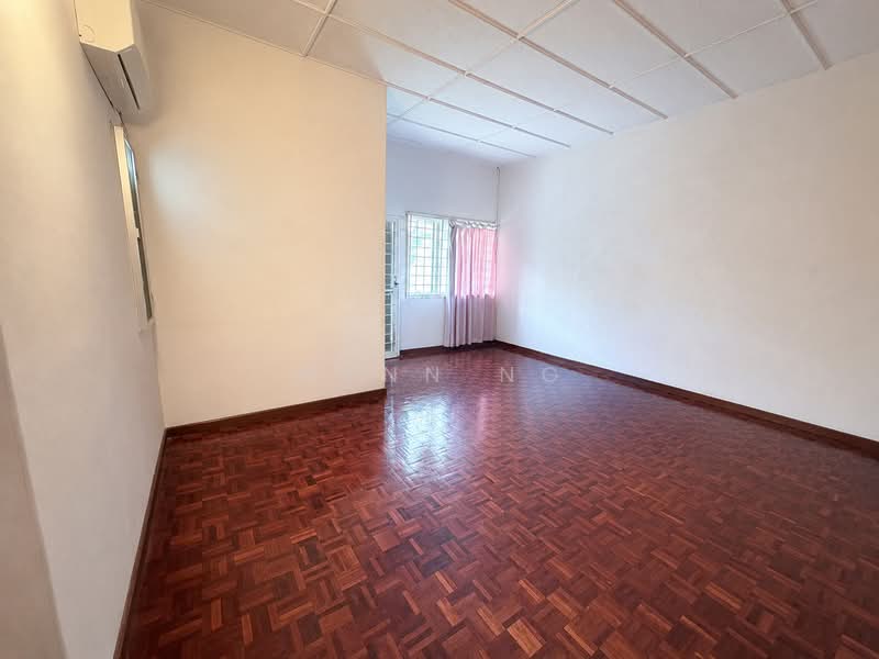 Rumah Teres 2 Tingkat untuk Dijual di Taman Tun Dr Ismail (Kuala Lumpur) - Wynn Ng - Living Room - PropertyGuru.com.my