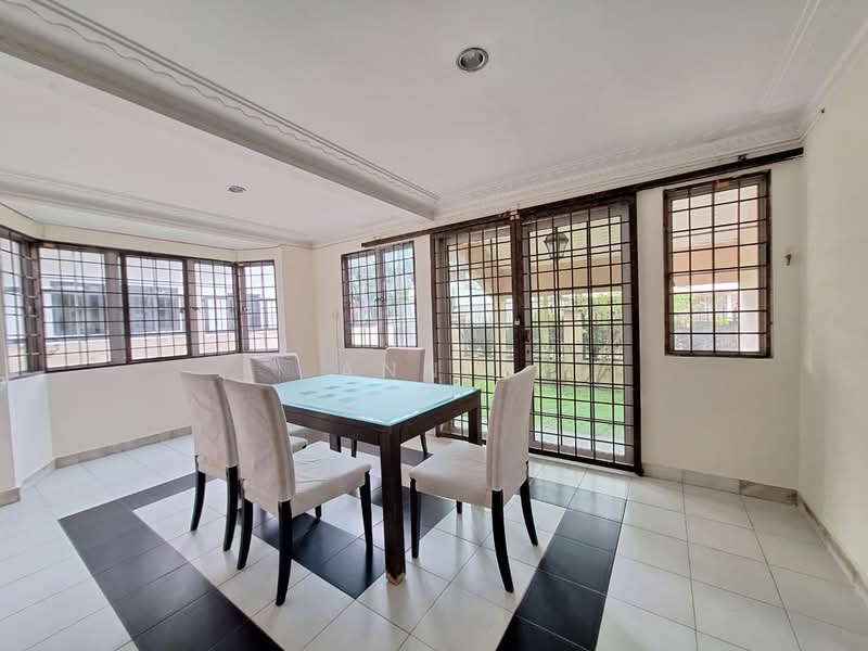 Bungalow for Rent in Petaling Jaya (Selangor) - Ann . - Dining Room - PropertyGuru.com.my