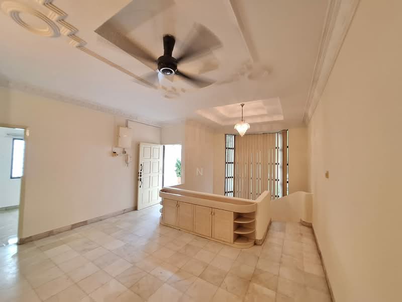 Bungalow for Rent in Petaling Jaya (Selangor) - Ann . - Living Room - PropertyGuru.com.my