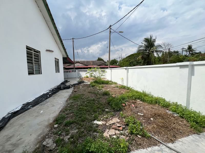 Rumah Teres 1 Tingkat untuk Dijual di Ipoh (Perak) - Venkat Desh - Exterior - PropertyGuru.com.my