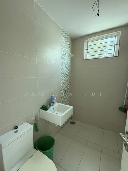 Rumah Teres 2 Tingkat untuk Dijual di Bandar Sri Sendayan (Negeri Sembilan) - Ong Jia Hui - Bathroom - PropertyGuru.com.my