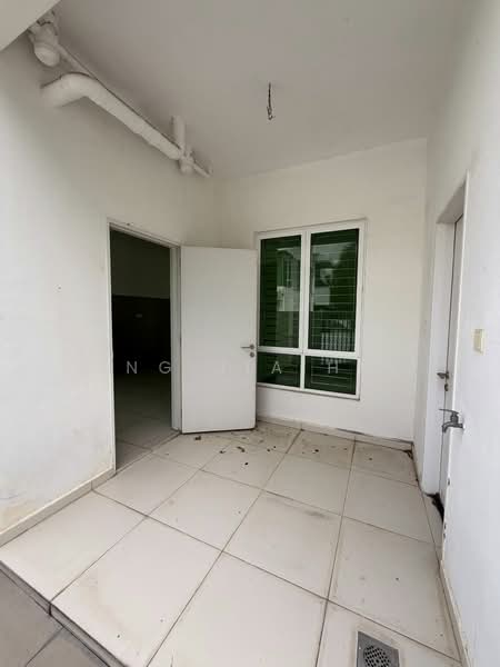 Rumah Teres 2 Tingkat untuk Dijual di Bandar Sri Sendayan (Negeri Sembilan) - Ong Jia Hui - Entrance - PropertyGuru.com.my