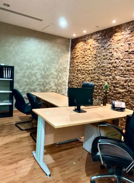 Pejabat untuk Disewa di KLCC (KL City Centre) - Michael Kei - Study - PropertyGuru.com.my