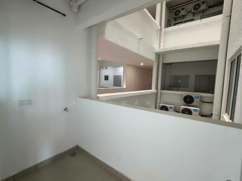 Service Residence for Sale at Amber Cove - Aibi Wang - Interior - PropertyGuru.com.my