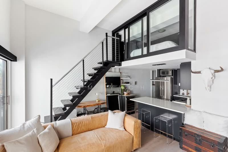 Service Residence for Sale at The Corliss Residence @ The NorthBank - Jimmyy Chin - Living Room - PropertyGuru.com.my