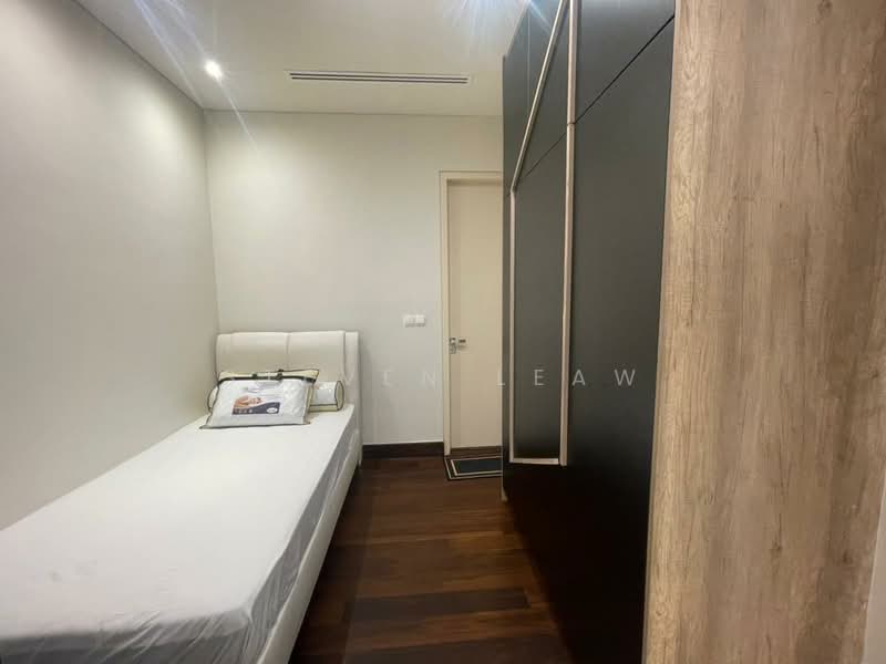 Servis Apartment untuk Disewa di Banyan Tree Signatures - Steven Leaw - 2nd Bedroom - PropertyGuru.com.my