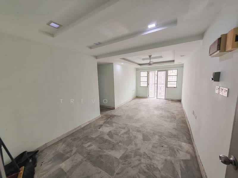Kondominium untuk Dijual di Genting Court Condominium - Trevor Chai - Living Room - PropertyGuru.com.my