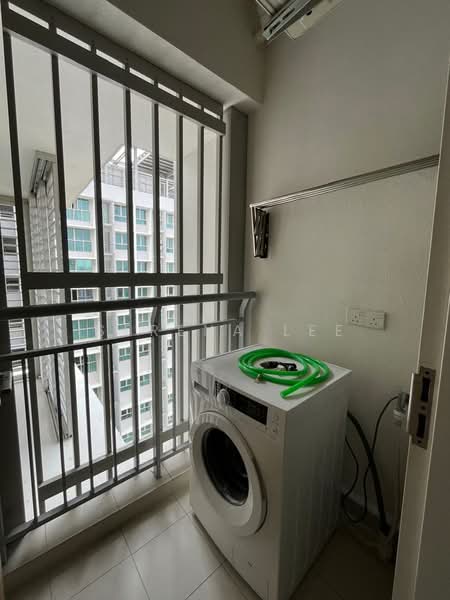 Servis Apartment untuk Disewa di Cantara Residences - Serena Lee - Balcony - PropertyGuru.com.my