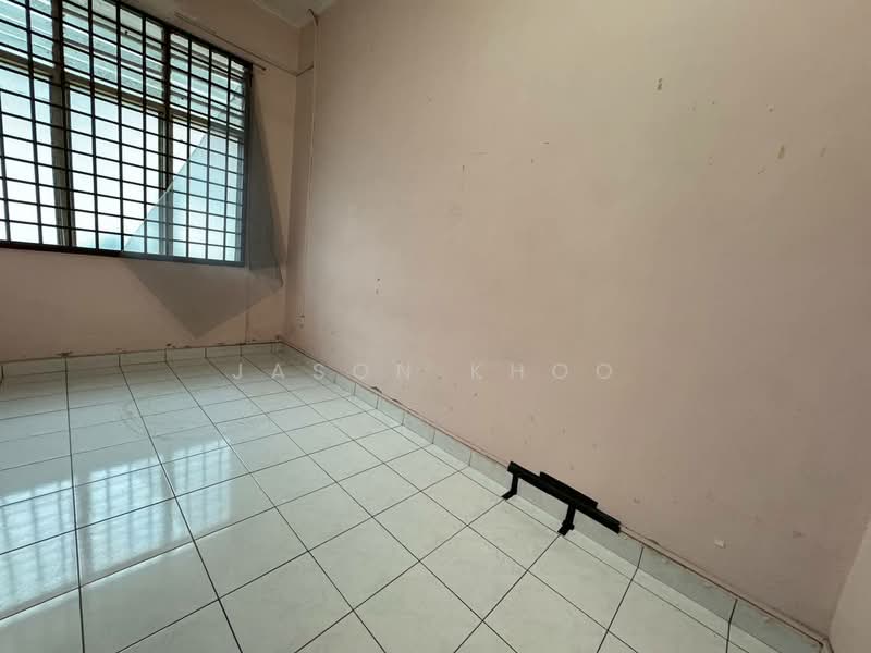 Terraced House for Sale in Taman Molek (Johor Bahru) - Jason Khoo - Interior - PropertyGuru.com.my