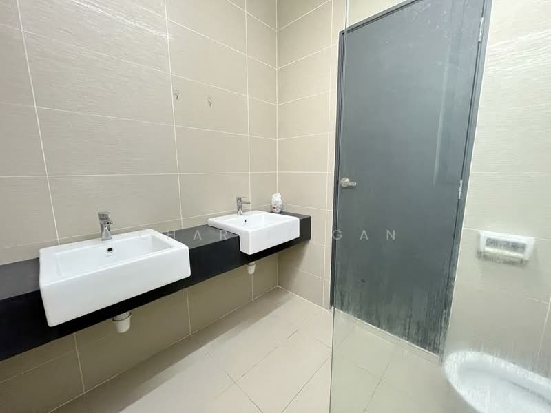 Semi-Detached House for Rent in Canary Garden (Klang) - Charlie Gan - Bathroom - PropertyGuru.com.my