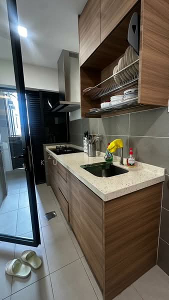 Servis Apartment untuk Dijual di The Potpourri - Zarema Kulbuzheva - Kitchen - PropertyGuru.com.my