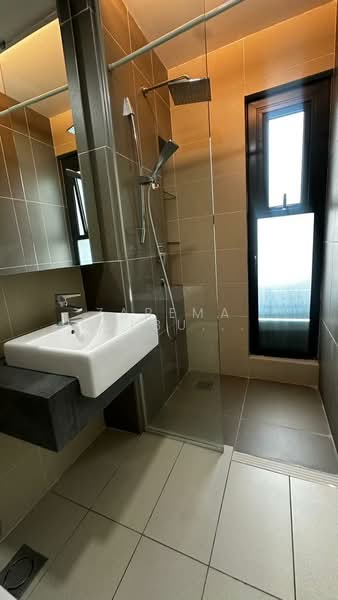 Servis Apartment untuk Dijual di The Potpourri - Zarema Kulbuzheva - Bathroom - PropertyGuru.com.my