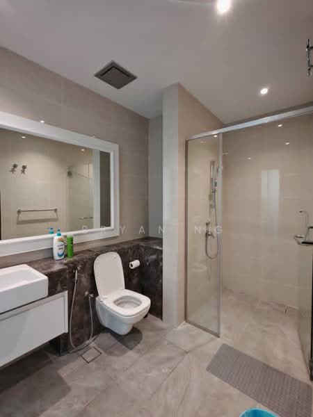 Servis Apartment untuk Disewa di The Manor - Bryan Ng - Bathroom - PropertyGuru.com.my