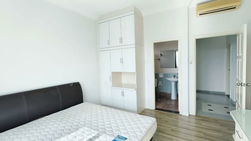 Condominium for Sale at The Peak Condominium - Janice Tay - PropertyGuru.com.my