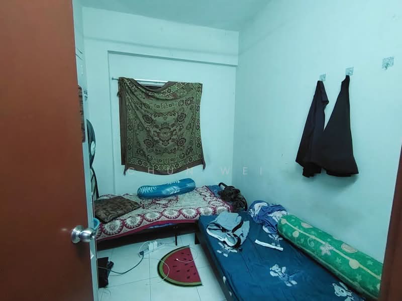 Kondominium untuk Dijual di Berlian Subang - Chun Wei - Bedroom - PropertyGuru.com.my