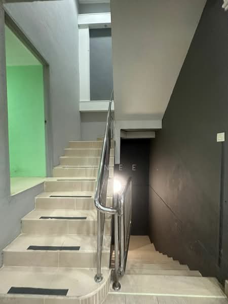 Rumah Berkembar untuk Dijual di Reservoir Garden (Ayer Itam) - Xinnee . - Corridor - PropertyGuru.com.my