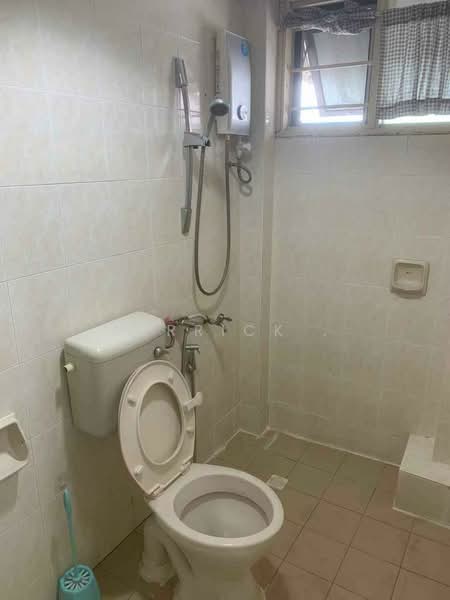 2-storey Terraced House for Sale in Gelugor (Penang) - Derrick . - Bathroom - PropertyGuru.com.my