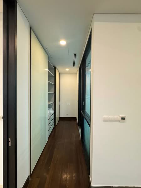 Servis Apartment untuk Disewa di Banyan Tree Signatures - Steven Leaw - Master Bedroom - PropertyGuru.com.my