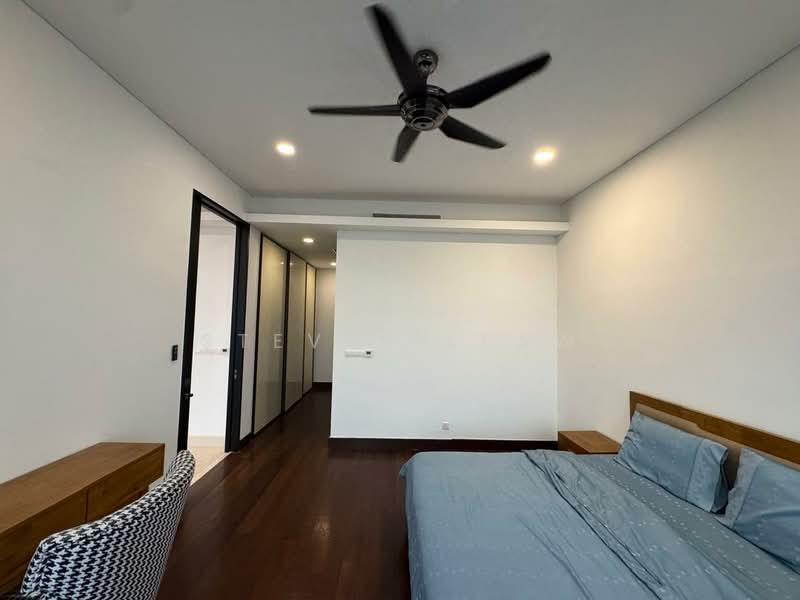 Servis Apartment untuk Disewa di Banyan Tree Signatures - Steven Leaw - Master Bedroom - PropertyGuru.com.my