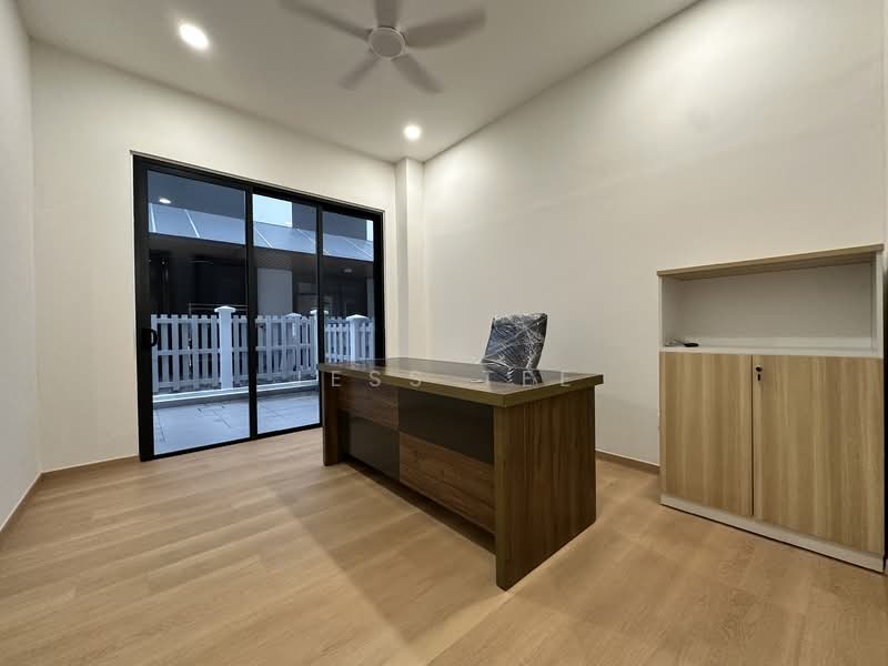 Semi-Detached House for Sale in Shah Alam (Selangor) - Jess Tee - Study - PropertyGuru.com.my