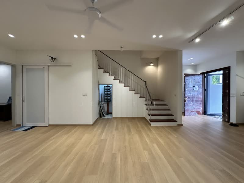 Semi-Detached House for Sale in Shah Alam (Selangor) - Jess Tee - Living Room - PropertyGuru.com.my