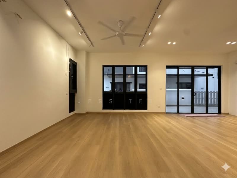 Semi-Detached House for Sale in Shah Alam (Selangor) - Jess Tee - Living Room - PropertyGuru.com.my