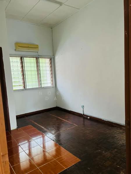 2.5-storey Terraced House for Sale in Ampang Jaya (Ampang) - Noraini Dahan - Interior - PropertyGuru.com.my