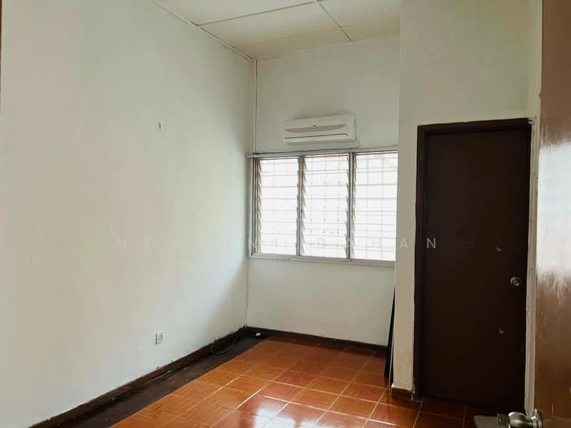 2.5-storey Terraced House for Sale in Ampang Jaya (Ampang) - Noraini Dahan - Interior - PropertyGuru.com.my