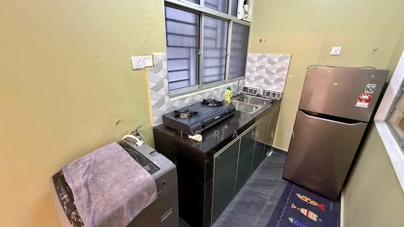 Apartment for Sale at D'Kristal - Azli Ibrahim - Kitchen - PropertyGuru.com.my