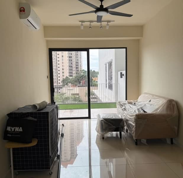 Servis Apartment untuk Disewa di The Era @ Duta North - TOMMY TAN - Living Room - PropertyGuru.com.my