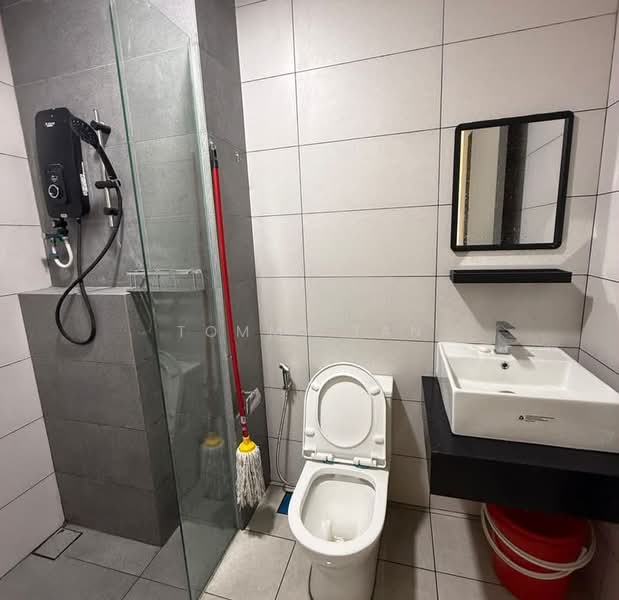 Servis Apartment untuk Disewa di The Era @ Duta North - TOMMY TAN - Bathroom - PropertyGuru.com.my