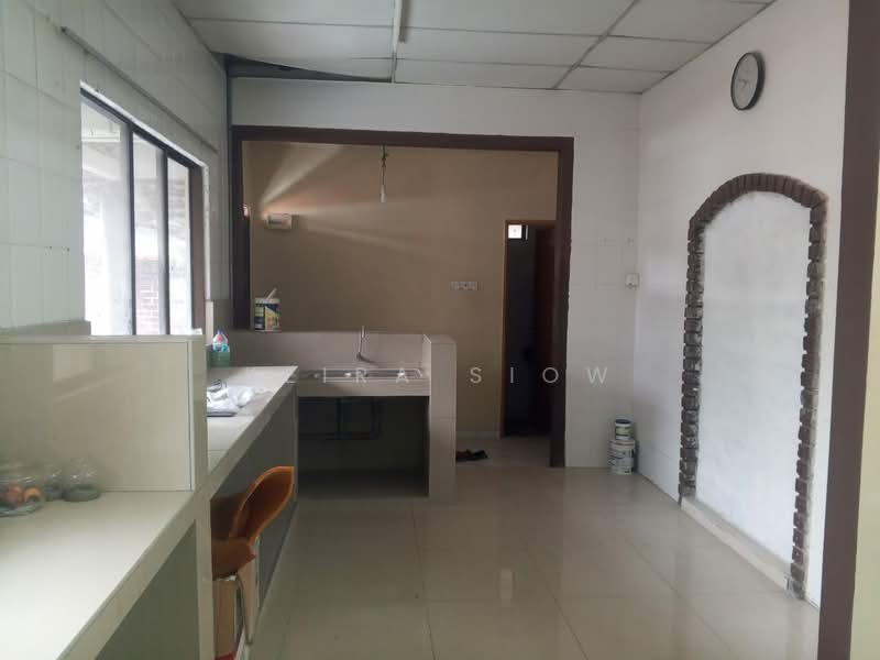 Rumah Berkembar untuk Dijual di Taman Kolam Air (Johor Bahru) - Keira Siow - PropertyGuru.com.my